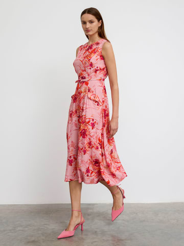 BGN Kleid in Rosa/ Rot