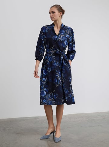 BGN Kleid in Dunkelblau
