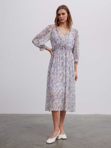 BGN Jurk wit/blauw