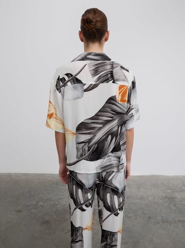 BGN Bluse in Schwarz/ Weiß