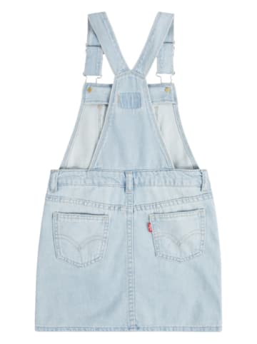 Levi's Kids Sukienka-ogrodniczka dżinsowa w kolorze błękitnym