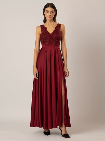 APART Kleid in Bordeaux