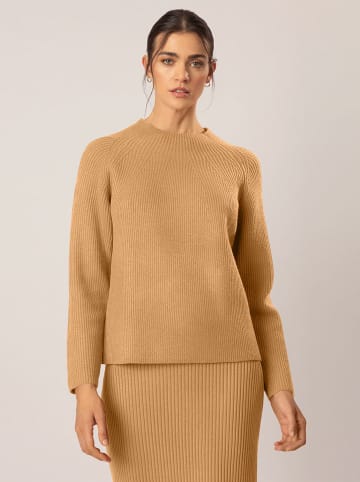 APART Pullover in Camel