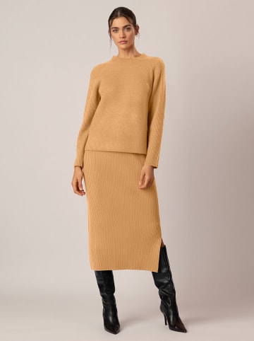 APART Pullover in Camel
