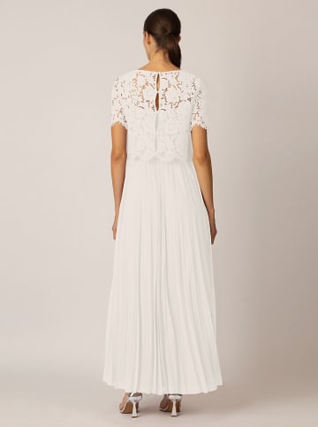 APART Plisseekleid in Weiß