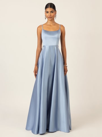 APART Kleid in Hellblau