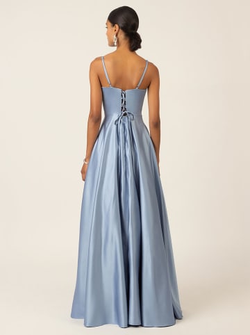 APART Kleid in Hellblau