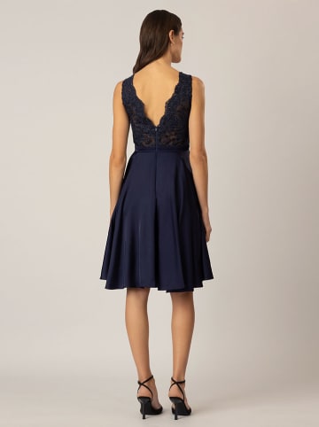 APART Kleid in Dunkelblau