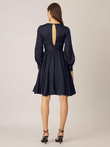 APART Kleid in Dunkelblau