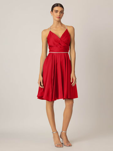 APART Kleid in Rot