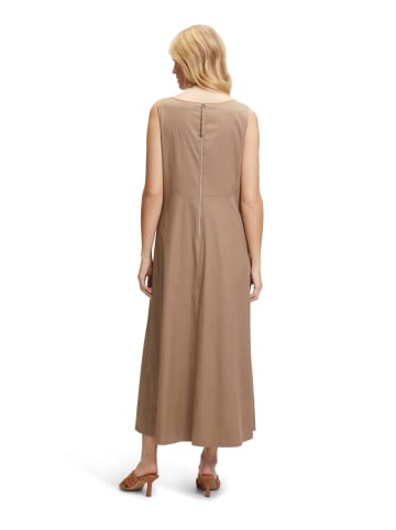 Vera Mont Kleid in Beige