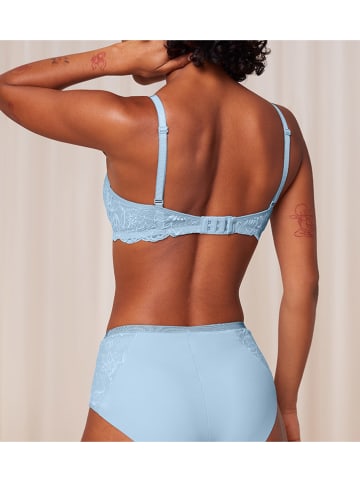 Triumph Beugelbeha lichtblauw