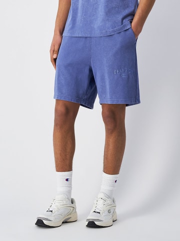 Champion Shorts in Blau