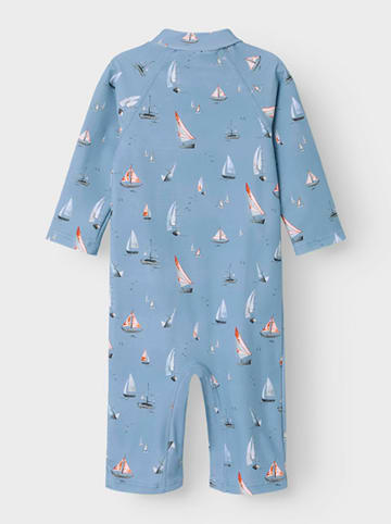 name it Bade-Overall in Hellblau