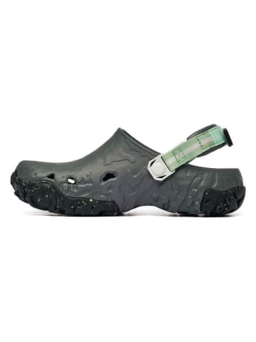 Crocs Chodaki "All Terrain Atlas" w kolorze antracytowym