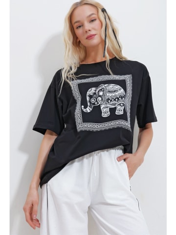 Trend Alacati Shirt in Schwarz
