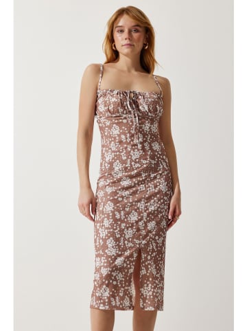 Happiness Istanbul Kleid in Beige/ Weiß