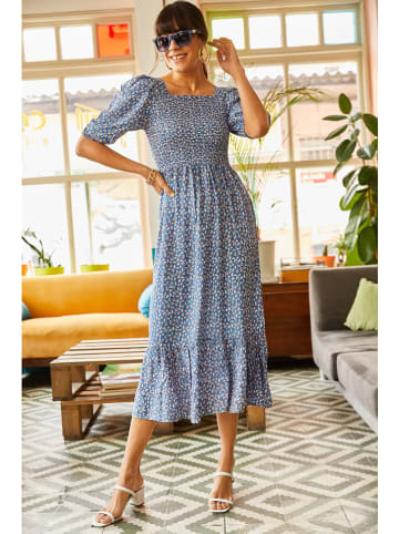 Olalook Kleid in Hellblau