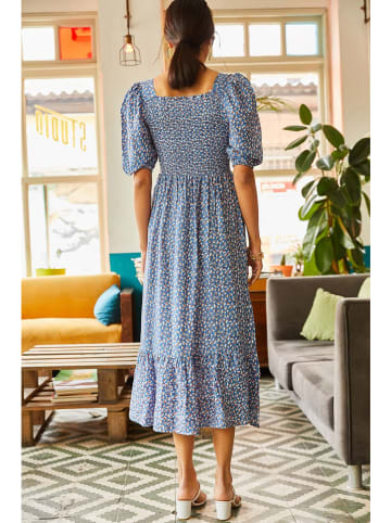 Olalook Kleid in Hellblau