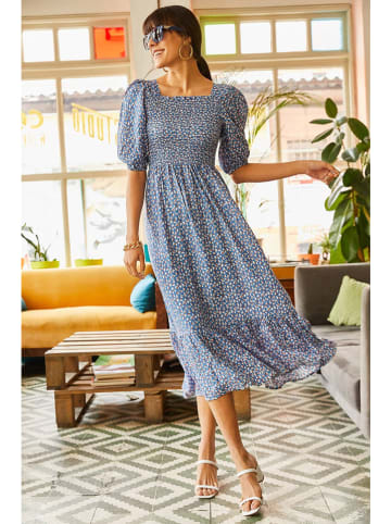 Olalook Kleid in Hellblau