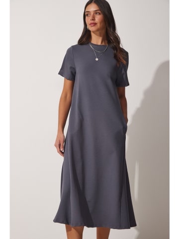 Happiness Istanbul Kleid in Grau