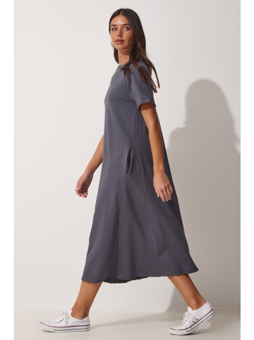 Happiness Istanbul Kleid in Grau