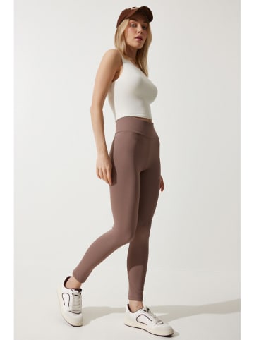 Happiness Istanbul Leggings in Braun