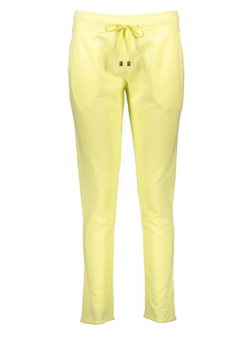 Juvia Sweathose in Gelb