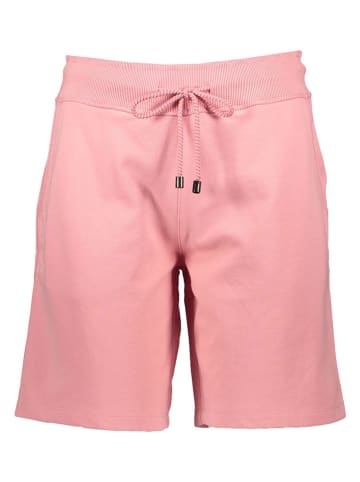 Juvia Sweatshorts in Pink