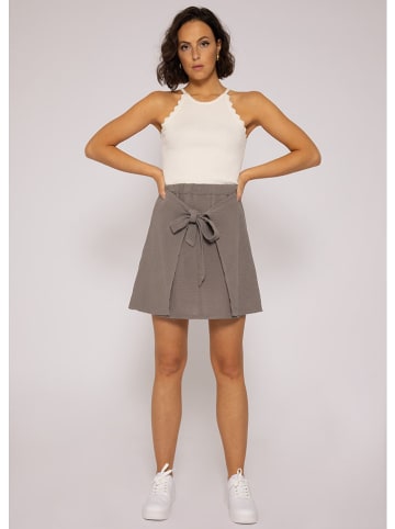 SASSYCLASSY Rock in Taupe