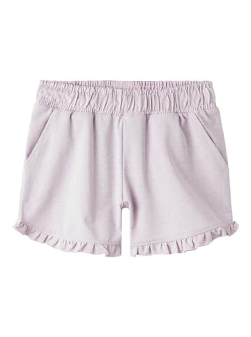 name it Shorts in Lila