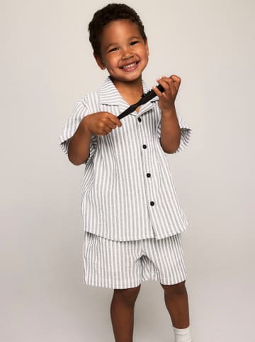 name it Shorts "Fedenis" in Grau