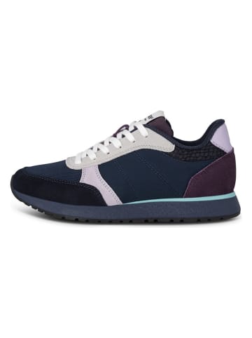 WODEN Sneakersy "Ronja" w kolorze granatowym