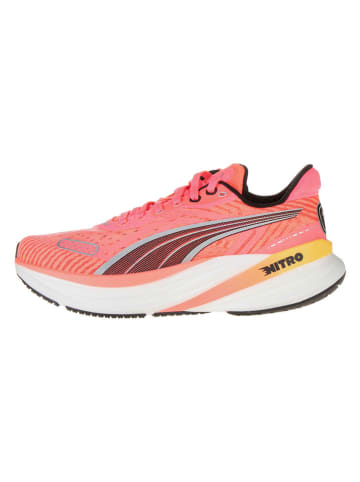 Puma Laufschuhe "Magnify NITRO 2" in Rot