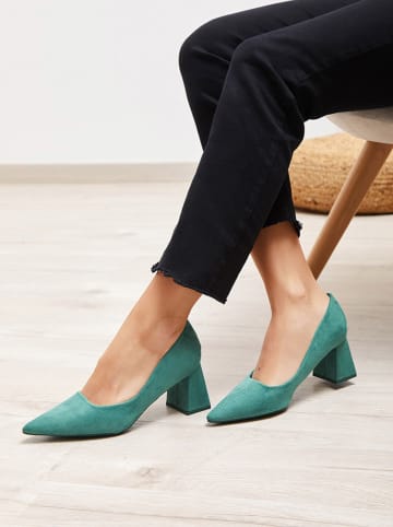 Bellucci Pumps in Grün