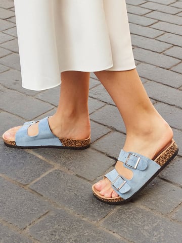 Bellucci Slippers lichtblauw