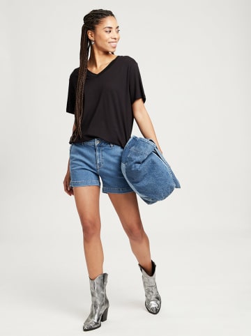 Cross Jeans Szorty dżinsowe w kolorze niebieskim