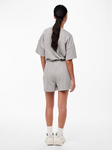 Pieces Sweatshorts "Chilli" in Grau