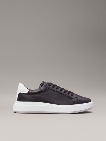Calvin Klein Leder-Sneakers in Schwarz/ Weiß
