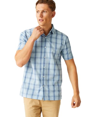 Regatta Blouse "Denmoor" lichtblauw