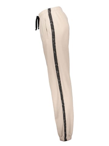 Juvia Sweathose in Beige