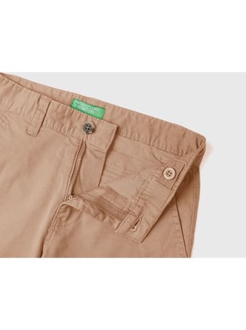 Benetton Spodnie chino w kolorze beżowym