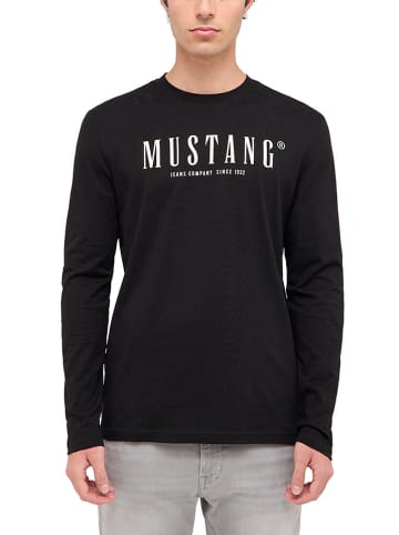 Mustang Longsleeve in Schwarz