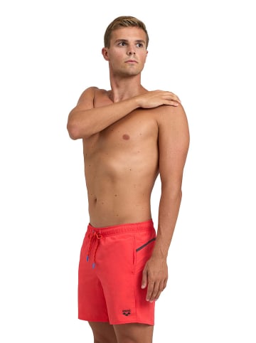 Arena Badeshorts in Rot
