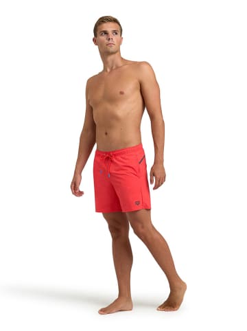 Arena Badeshorts in Rot