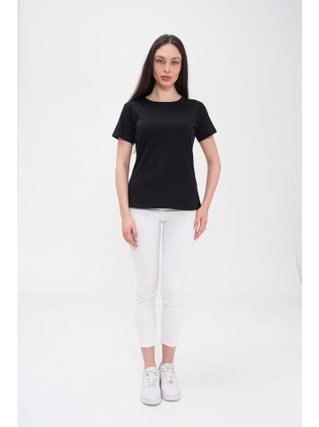 Basics & More Shirt zwart