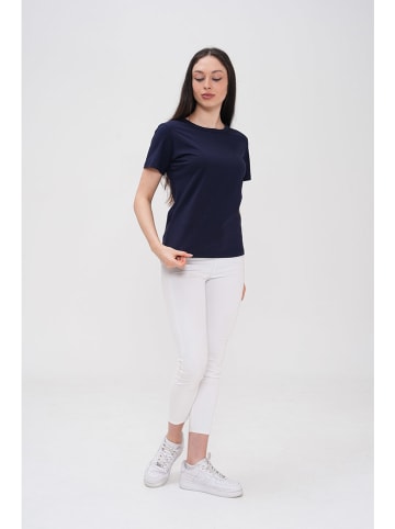 Basics & More Shirt donkerblauw