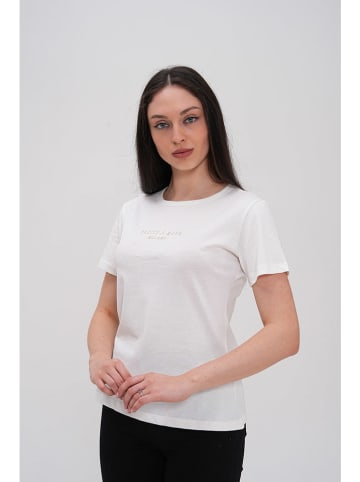 Basics & More Shirt in Weiß