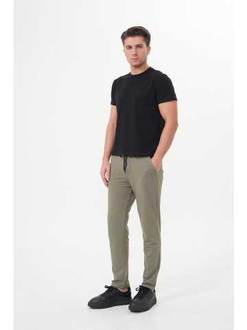 Basics & More Spodnie dresowe w kolorze khaki