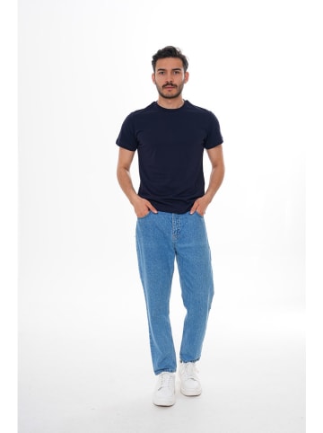 Basics & More Shirt in Dunkelblau